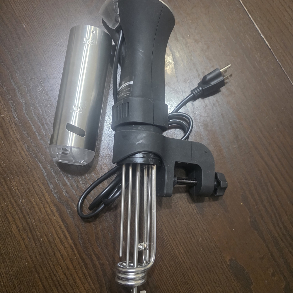 Sous Vide Precision Cooker - Black and Silver - Picture 2 of 6